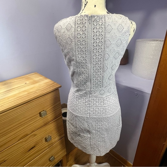 NWT French Conenction Schiffley Summer Cage V-Neck Dress - Size 4 - Picture 6 of 10